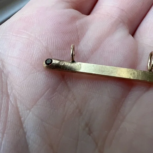 14k YG matchstick pendant with garnet - Picture 3 of 7